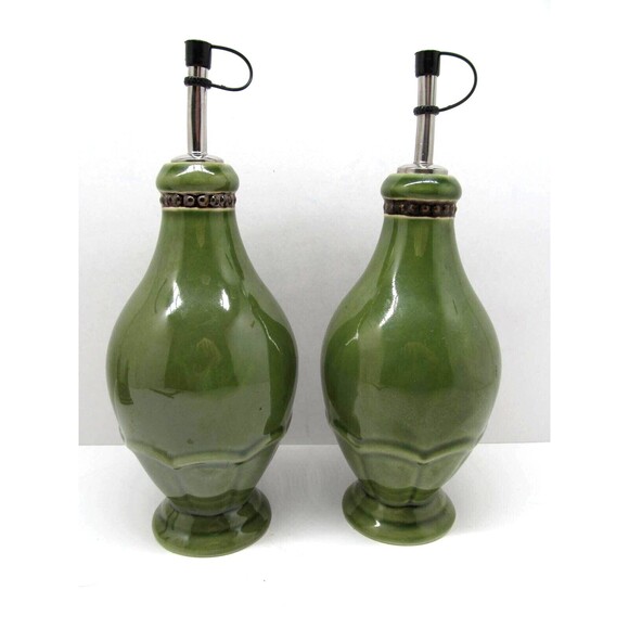 Cracker Barrel Elegant Rooster Green Oil And Vinegar Dispensers - Picture 8 of 8